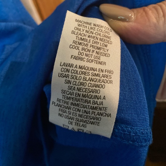 Tee - Picture 5 of 5